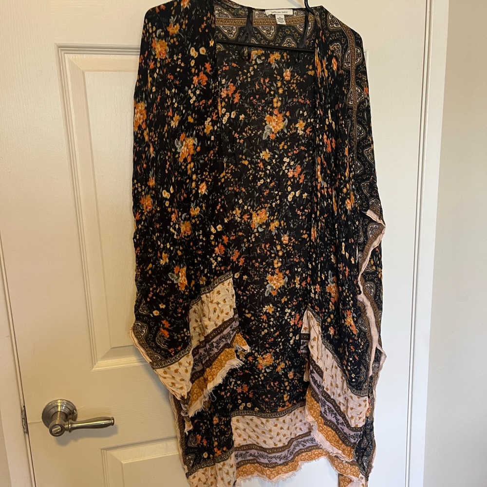 American Eagle floral cover up